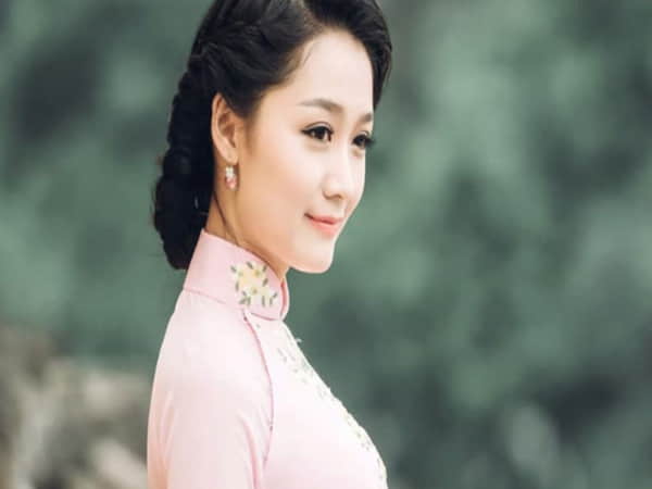 Vợ tuổi Tỵ – Chung thủy và sâu sắc