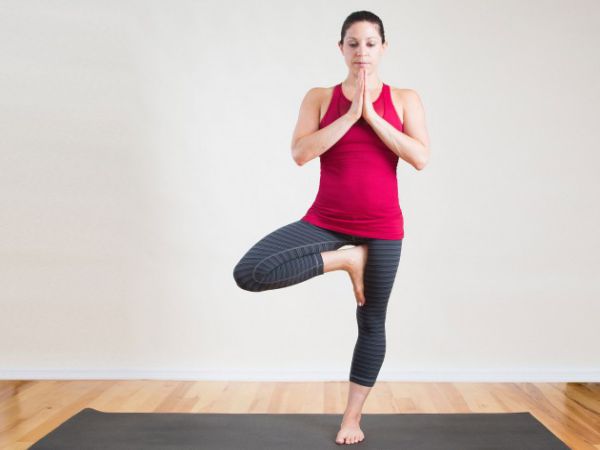 5 Bài tập Yoga buổi sáng giúp khởi đầu ngày mới tràn năng lượng