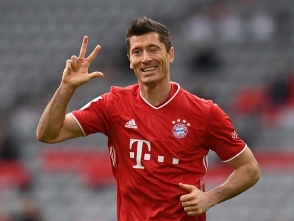 Tin bóng đá tối 29/7: Bayern khẳng định sẽ giữ chân 3 công thần trong hè này