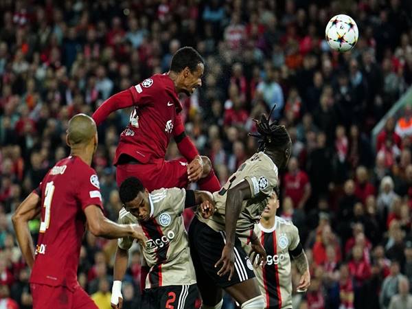 Bóng đá Quốc Tế ngày 14/9: Liverpool hạ gục Ajax ở phút cuối