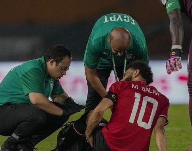 Salah bị Ai Cập trả về Liverpool lo sốt vó