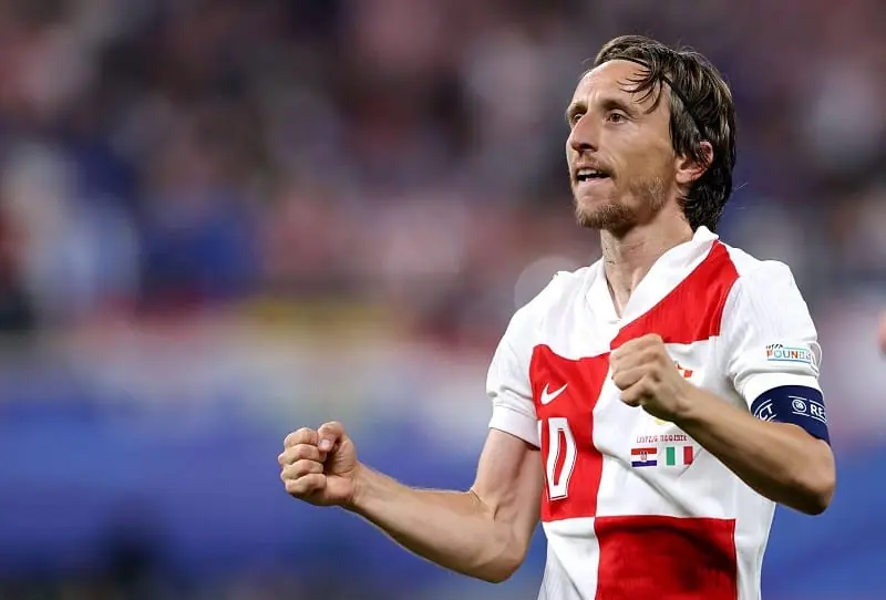 Tin BĐ ngày 25/06: Modric lập kỷ lục trong ngày buồn của Croatia