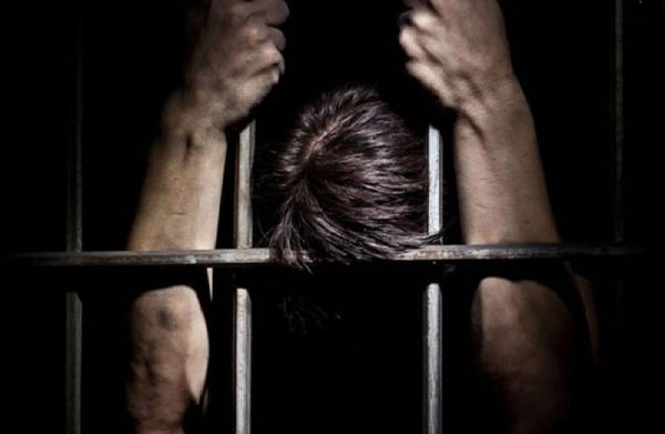 Nằm mơ thấy mình đi tù nhưng bị oan ức